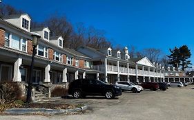 Inn on The Hudson Peekskill Ny